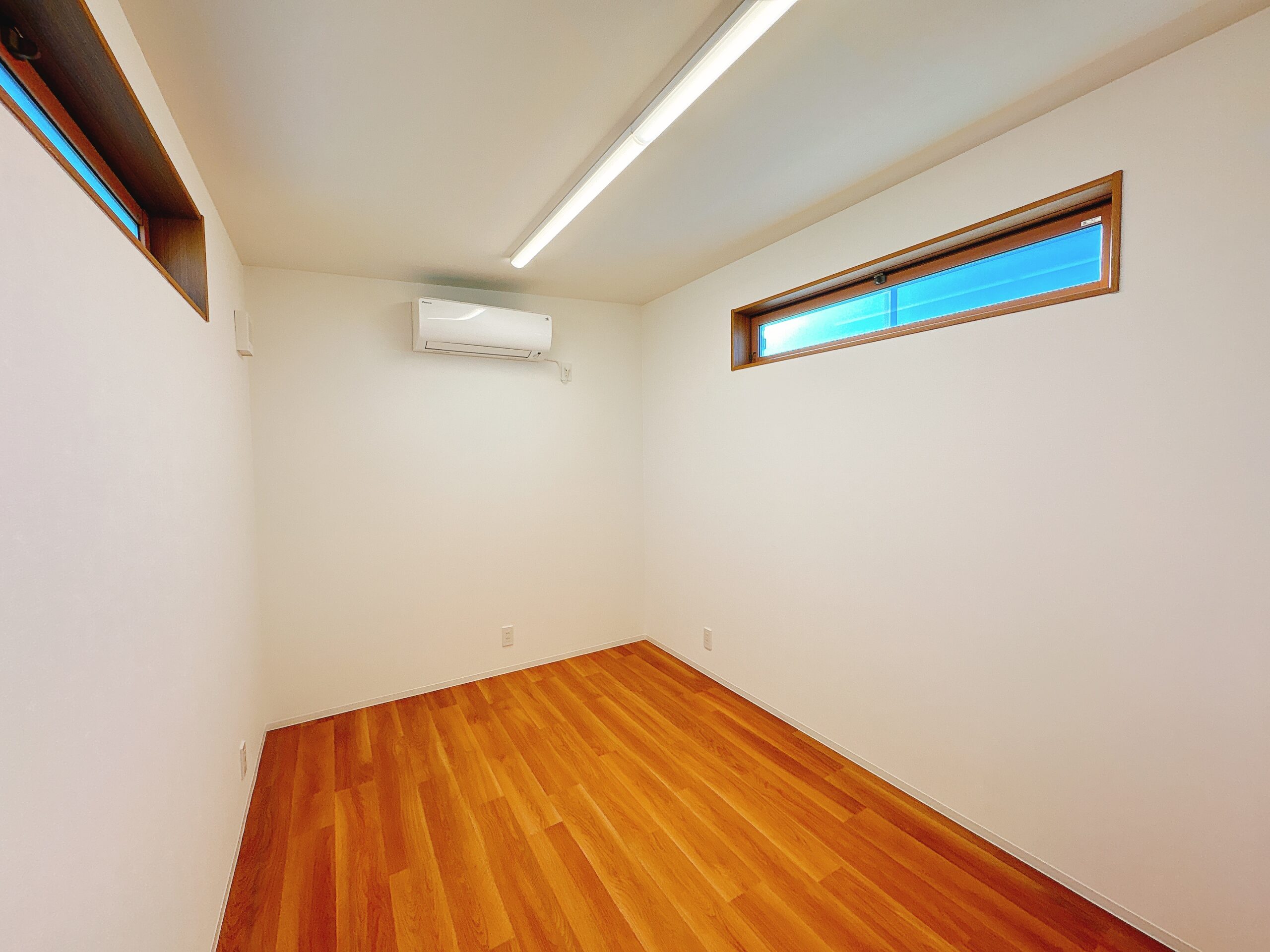 2.7×10.8ver