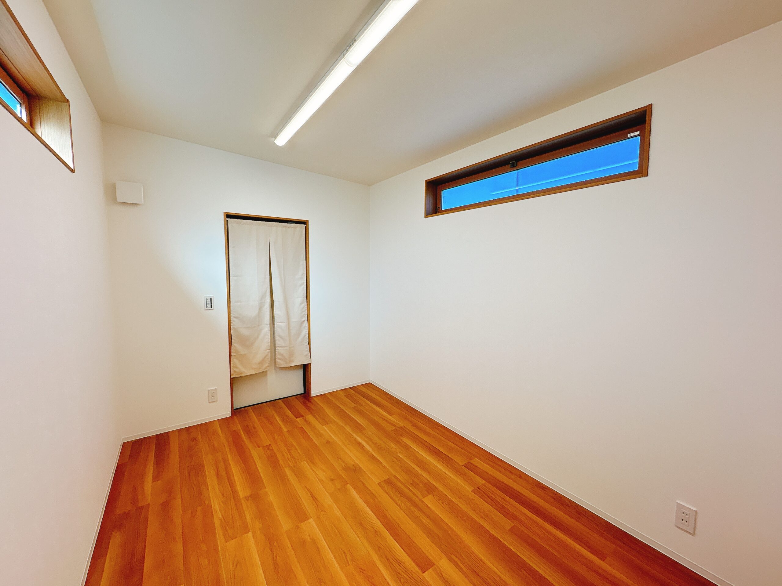 2.7×10.8ver